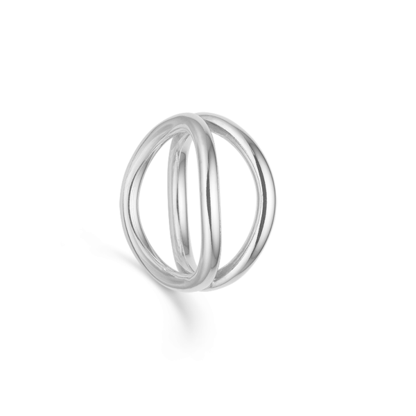 Anillo sólido moderno 